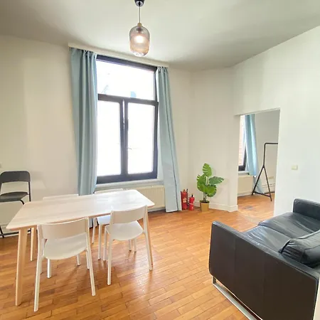 Apartment Authentic In The Center Of