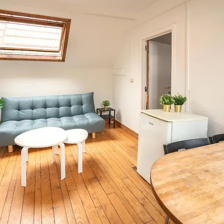 Authentic In The Center Of Apartment